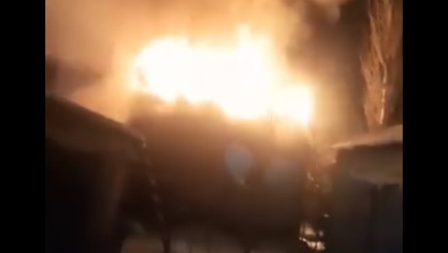 Yüksekova'da korku dolu anlar: Kalorifer kazan dairesi cayır cayır yandı