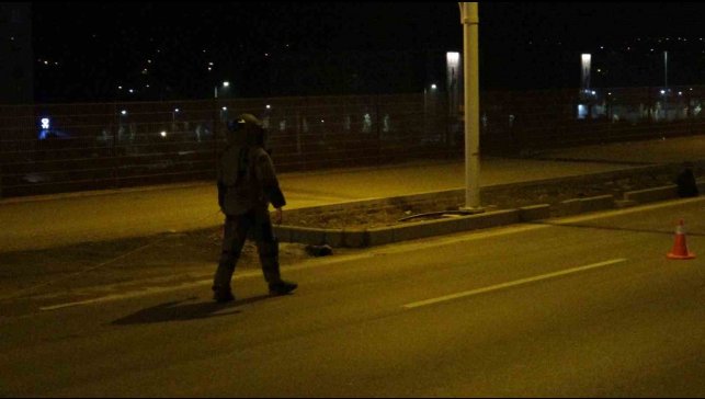 Malatya'da şüpheli çanta fünye ile patlatıldı