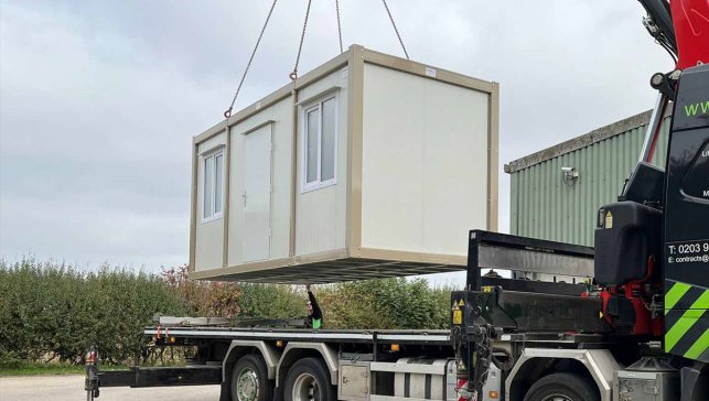 Karmod'dan İngiltere'ye özel hazır konteyner ofis