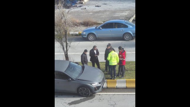 Şırdancı Mehmet yayaya çarptı: Kadının kolu ve bacağı kırıldı