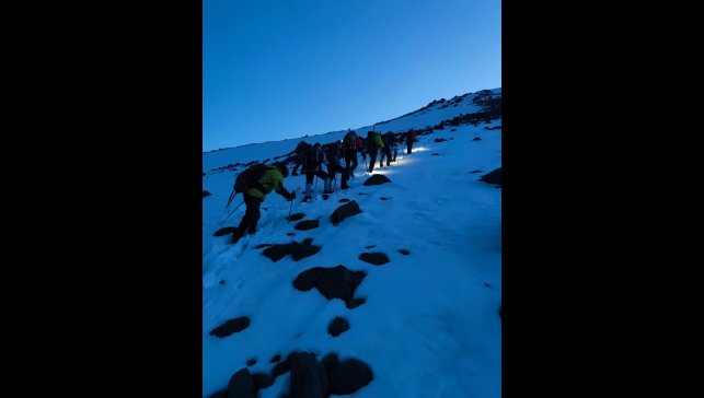 Ağrı Dağı'nda kar altında zorlu tırmanış başladı
