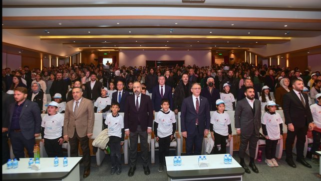 Van'da "TÜGVA Kitap Kurdu Yarışması"nın tanıtımı yapıldı