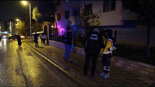 Evden gelen kötü koku acı gerçeği ortaya çıkardı: Yaşlı adam ölü bulundu