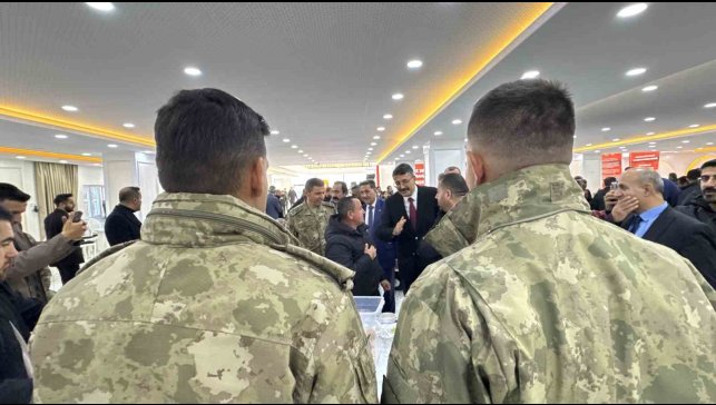 Yüksekova'da şehit aileleri ve gaziler için anlamlı gece