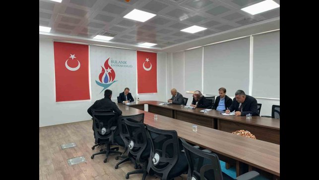 Bulanık'ta "Halk Günü" toplantısı yapıldı