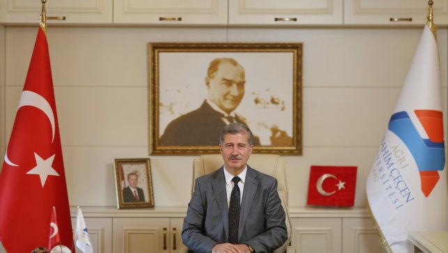 Ağrı İbrahim Çeçen Üniversitesi Rektörü, bilimsel çalışmalarıyla dünyanın en etkili akademisyenleri listesinde