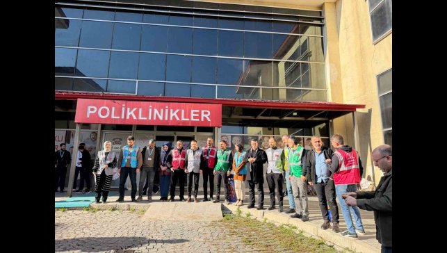 Patnos ağız ve diş sağlığı merkezinde gerçeği aratmayan yangın tatbikatı