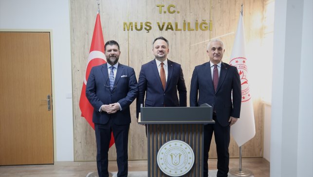 Gençlik ve Spor Bakan Yardımcısı Eminoğlu, Muş'ta üniversite öğrencileriyle buluştu: