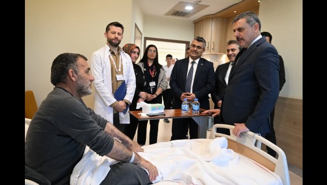 Hastalara moral ziyareti