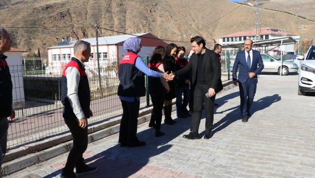 Keban Kaymakamı Atalık kurumları denetledi