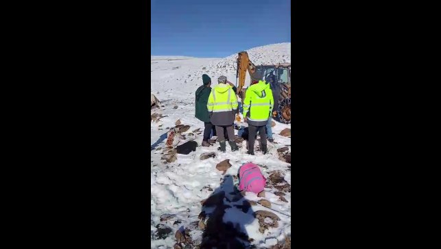 Tekman'da ESKİ ekiplerinin zorlu mesaisi