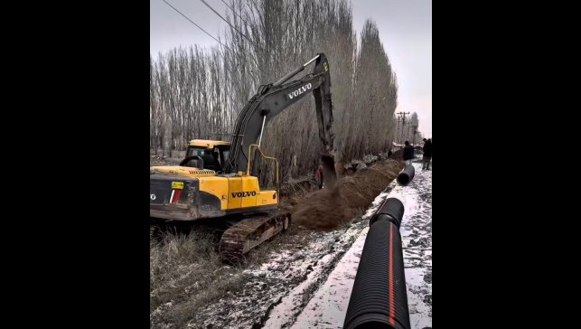 Patnos Belediyesi saha çalışmalarını sürdürüyor