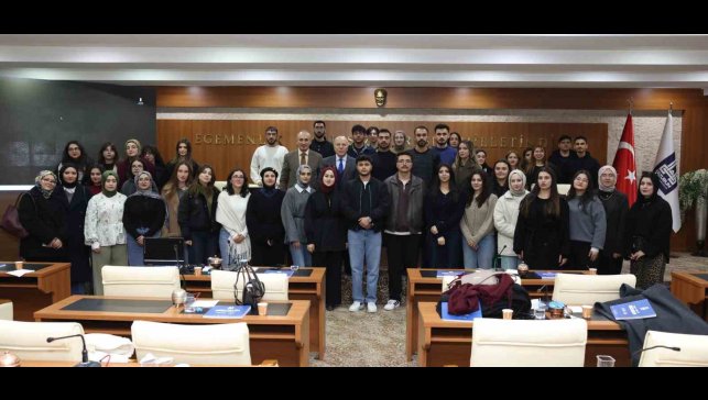 Başkan Sekmen, EBYÜ Hukuk Fakültesi öğrencilerini ağırladı