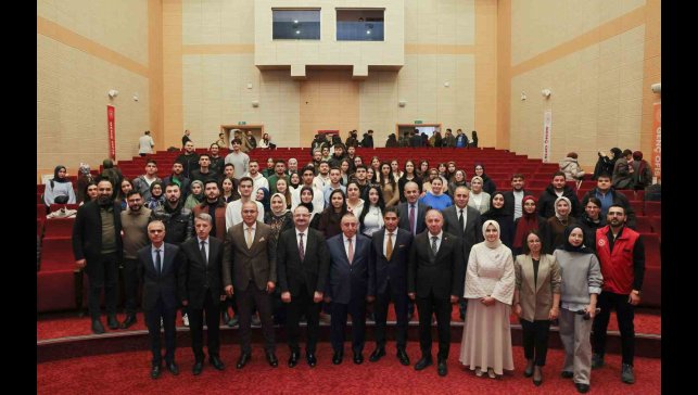 ATAÜNİ genç ofisten ufuk açan panel: "Fikirden aksiyona giden yol"