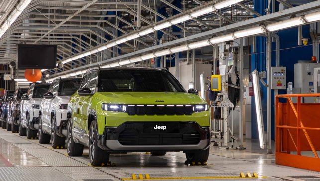 Jeep SUV modeli Compass'ın üretimine başladı