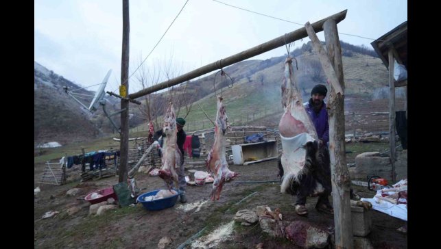Muş'ta asırlık kavurma geleneği yaşatılıyor