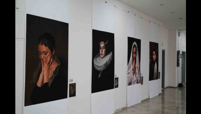 Fotoğraf ile resim arasındaki özgün köprü