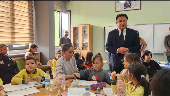 Tunceli'de çocuklar sanatla kendini keşfediyor