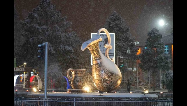 Erzincan'da kar yağışı