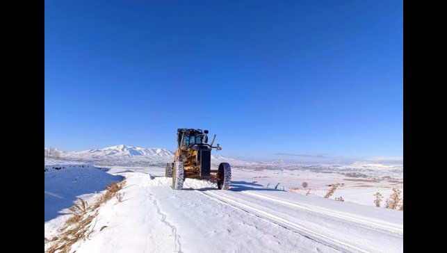 Van-Bahçesaray yolu ulaşıma kapatıldı