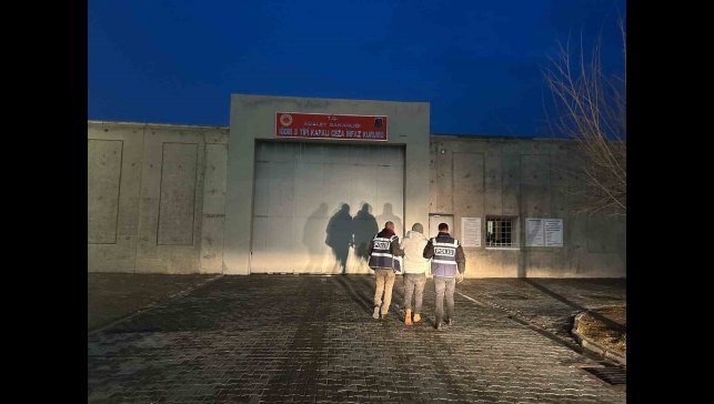 Iğdır'da aranan şahıs hudut kapısında yakalandı