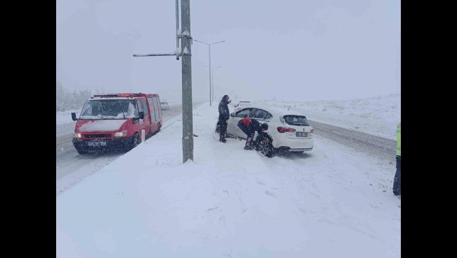 Erciş'te trafik kaza: 1 yaralı
