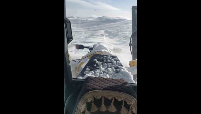 Muş'ta kar yağışı: 333 köy yolu kapandı