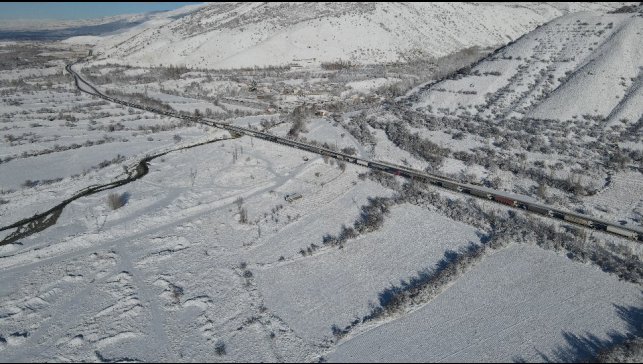 Erzincan- Erzurum karayolunda kaza nedeniyle uzun araç kuyruğu oluştu