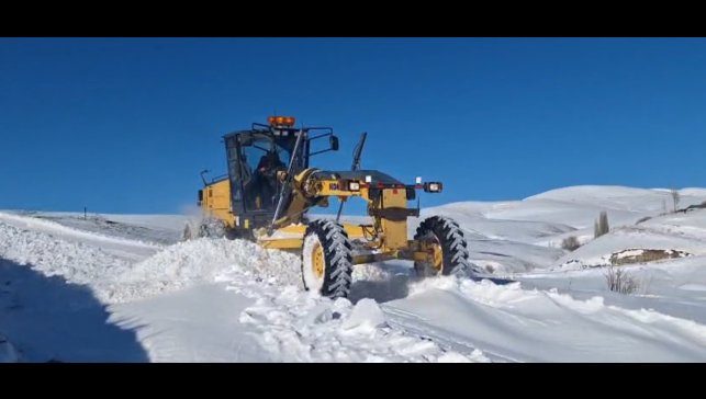 Kars'ta kapalı köy yolu kalmadı