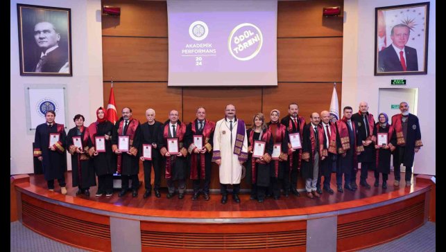 Atatürk Üniversitesinde akademik performans ödül töreni gerçekleşti