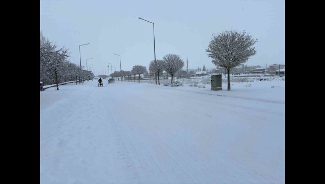 Diyadin'de eğitime 1 gün ara