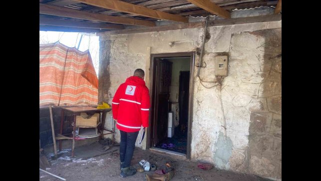 Kızılay, AFAD ve gönüllüler, Tunceli'nin zorlu kış şartlarında ihtiyaç sahiplerine ulaştı