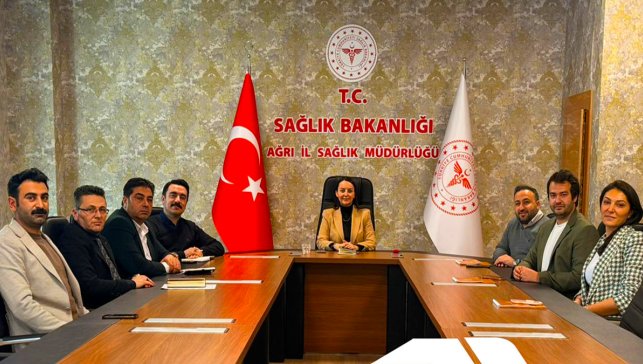 Ağrı’da ilçe hastaneleri masaya yatırıldı: Sağlık hizmetleri için 2026 hedefleri belirlendi