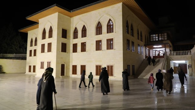 Gaziantep ve çevre illerde Miraç Kandili idrak edildi