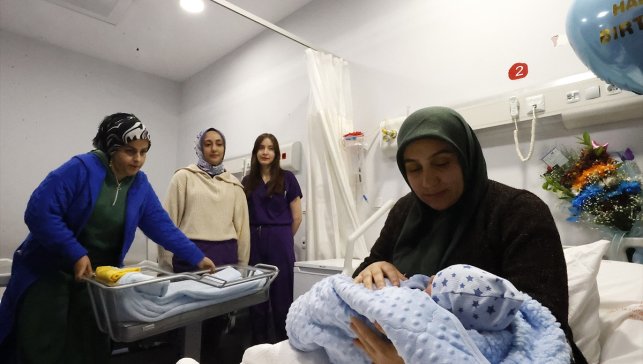 Malatya'da yeni yılın ilk bebeği dünyaya geldi