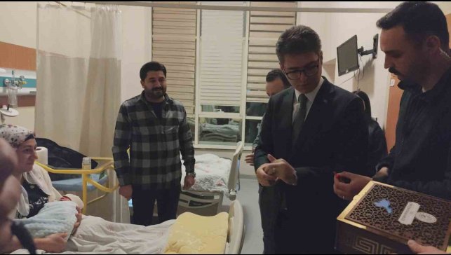 Erciş'te 2026'nın ilk bebeği Mert Buğra oldu