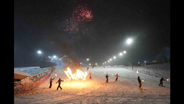 Palandöken Kayak Merkezi'nde yılbaşı coşkusu