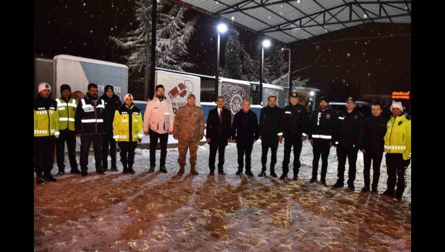 Elazığ protokolü, görevi başındaki güvenlik güçleriyle bir araya geldi