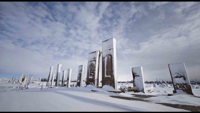 Ahlat'ın tarihi mekanlarından kartpostallık kar manzaraları