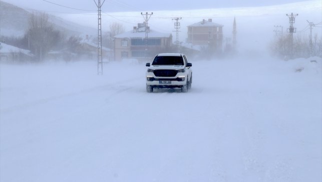 Van'da kar, kuvvetli rüzgar ve çığ tehlikesi uyarısı