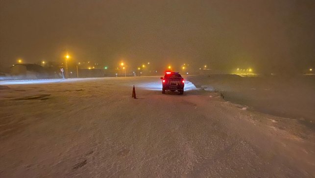 Kars-Ardahan kara yolu ağır tonajlı araç trafiğine kapatıldı