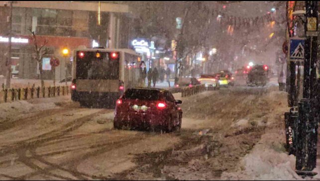 Elazığ'da kar yağışı etkisini sürdürüyor