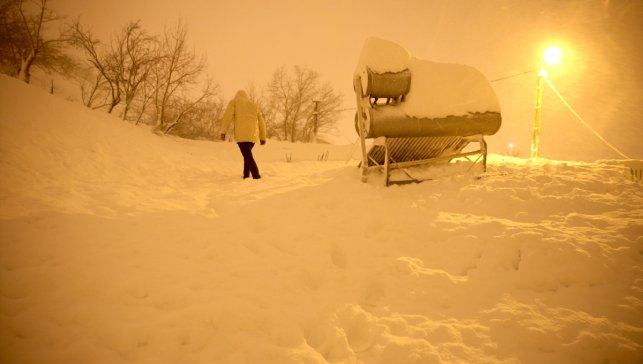 Bitlis'te çığ altında kalan 2 kişi kurtarıldı