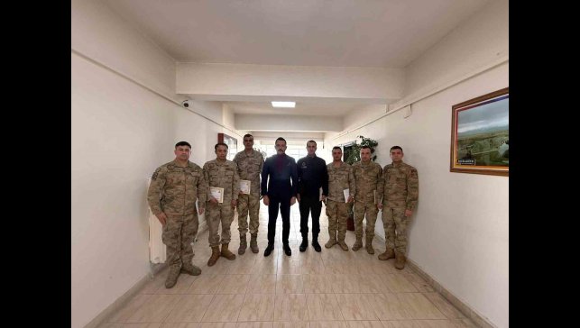 Jandarma personeline başarı belgesi verildi