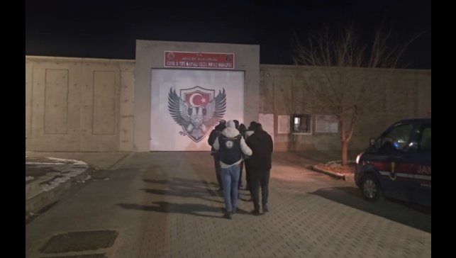 Iğdır'da göçmen kaçakçılığı operasyonu: 3 şüpheli tutuklandı