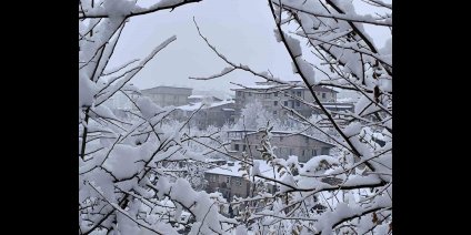 Hakkari'de 7 köy ve 18 mezra yolu için seferberlik
