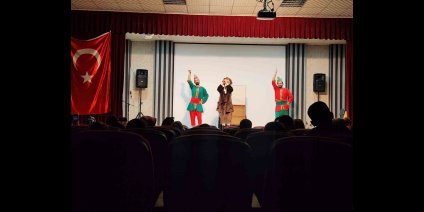 Bingöl'de Karagöz ile bilim sahneye taşındı