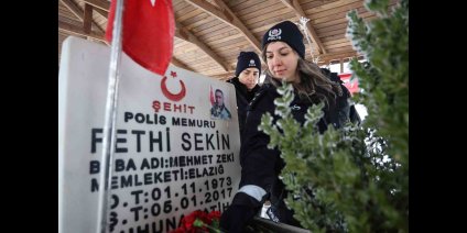 Şehit Fethi Sekin kabri başında anıldı