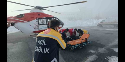 KOAH hastası ambulans helikopterle hastaneye sevk edildi