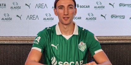 Iğdır FK, Atakan Çankaya'yı renklerine bağladı